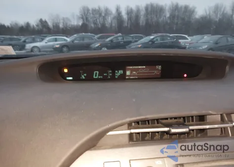 2013 Toyota Prius Three из США, поврежденный, VIN JTDKN3DU3D1650157